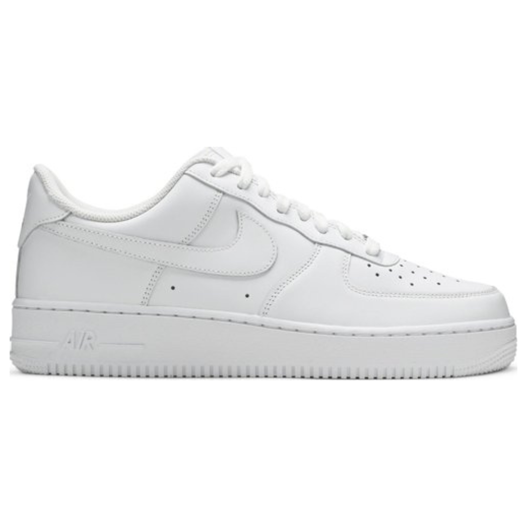 Nike Air Force 1 07 Triple White