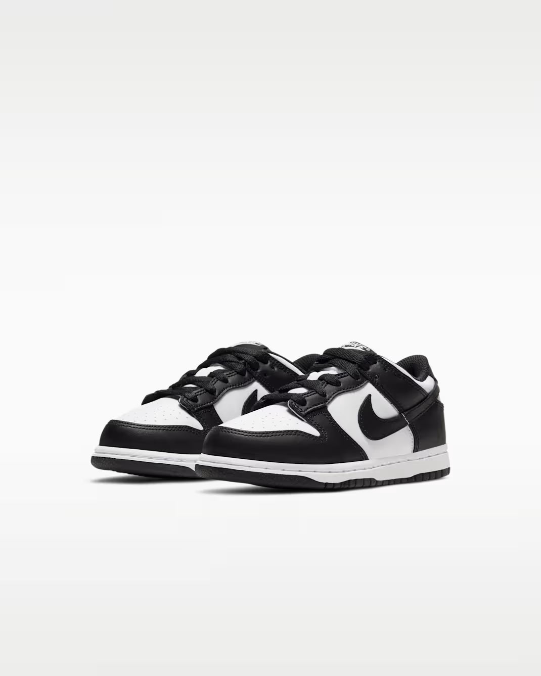 Nike Dunk Low 'Panda'