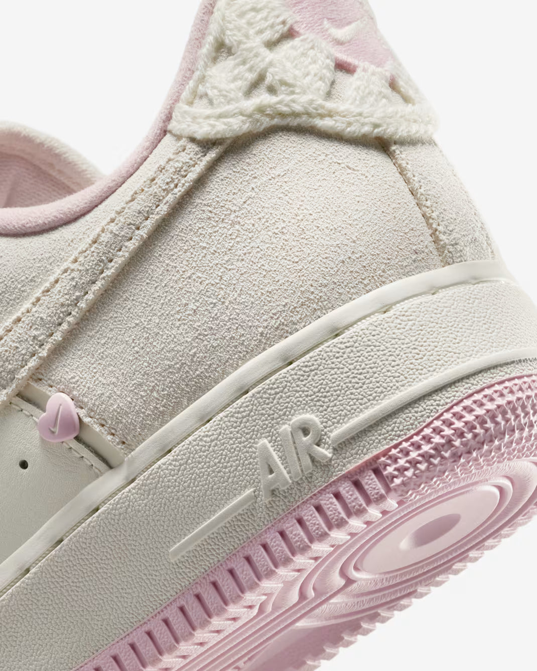 Nike Air Force 1 '07 LX 'Valentine's Day'